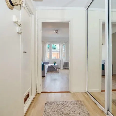 Modern And Super Central! Apartment *