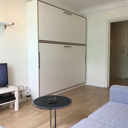 Modern And Super Central! Apartment